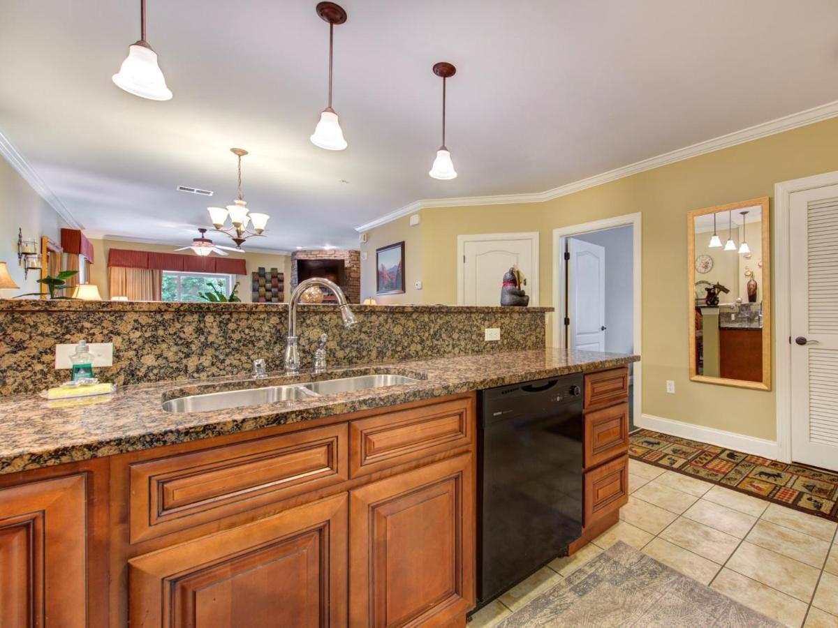City Bear, 2Br, Pool, Spa, Downtown Gatlinburg, Sleeps 6 Apartment Exterior foto
